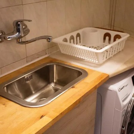 Apartamento Tranquilo En 아파트 *