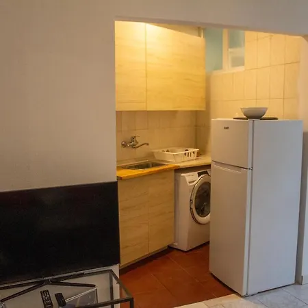 Apartamento Tranquilo En 아파트 *